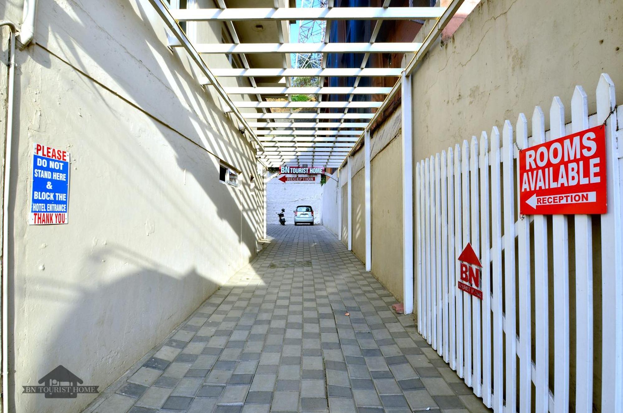 Bn Tourist Home Ooty Eksteriør bilde